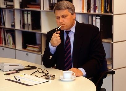 Kuřák v kanceláři