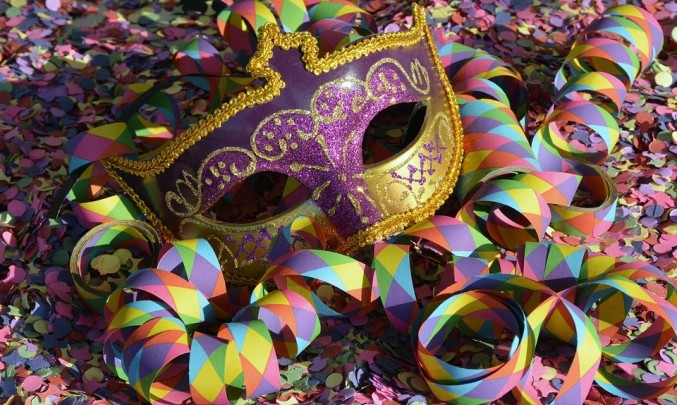 karneval_festival_cestovani_maska