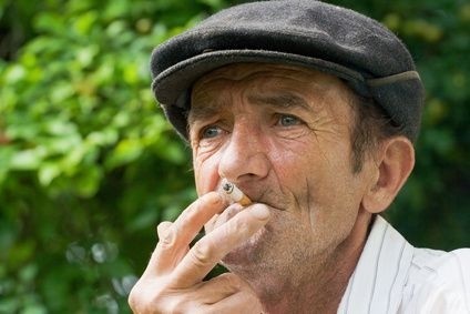 senior s cigaretou