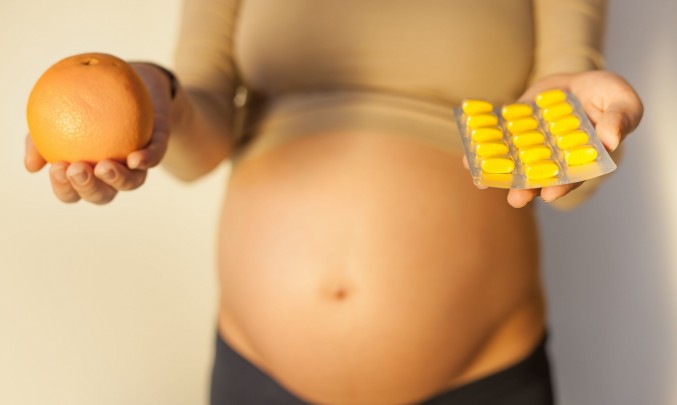 těhotná žena vitamíny
