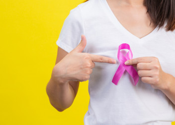 Rakovina prsu symbol